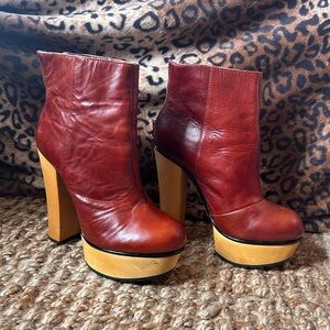 Betsey Johnson Maybill Platform Boot